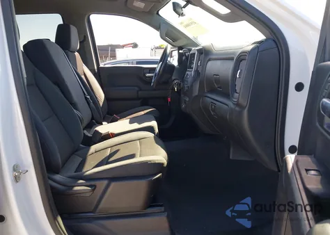 2019 Chevrolet Silverado C1500 Custom z USA, uszkodzony, nr VIN 1GCPWBEF2KZ349181